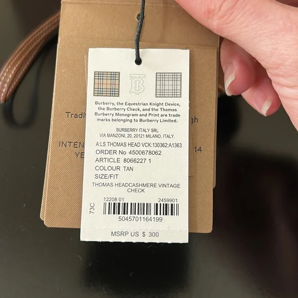 Burberry NWT Thomas the Bear Keychain - Picture 5 of 8